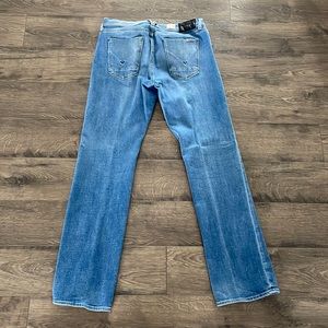 Hudson Clifton bootcut jean 33/30 button fly only worn a couple times